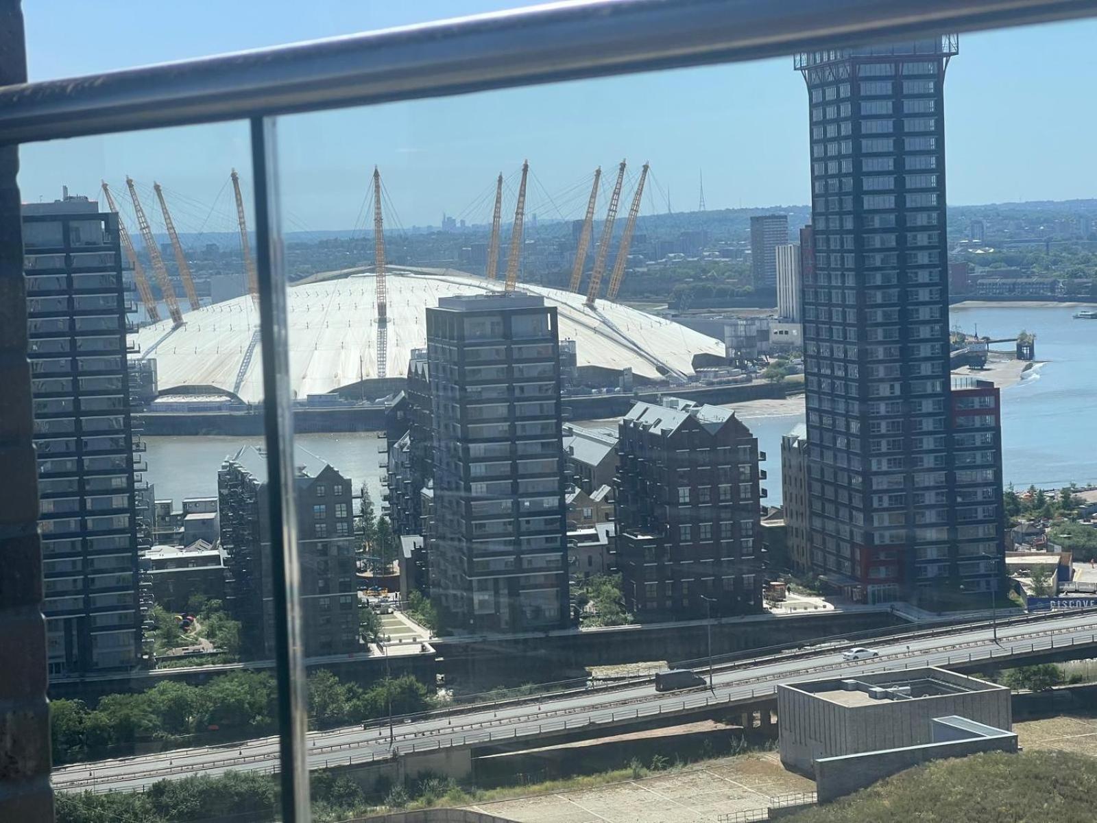 Ac Luxe Penthouse With Free Parking Apartment London