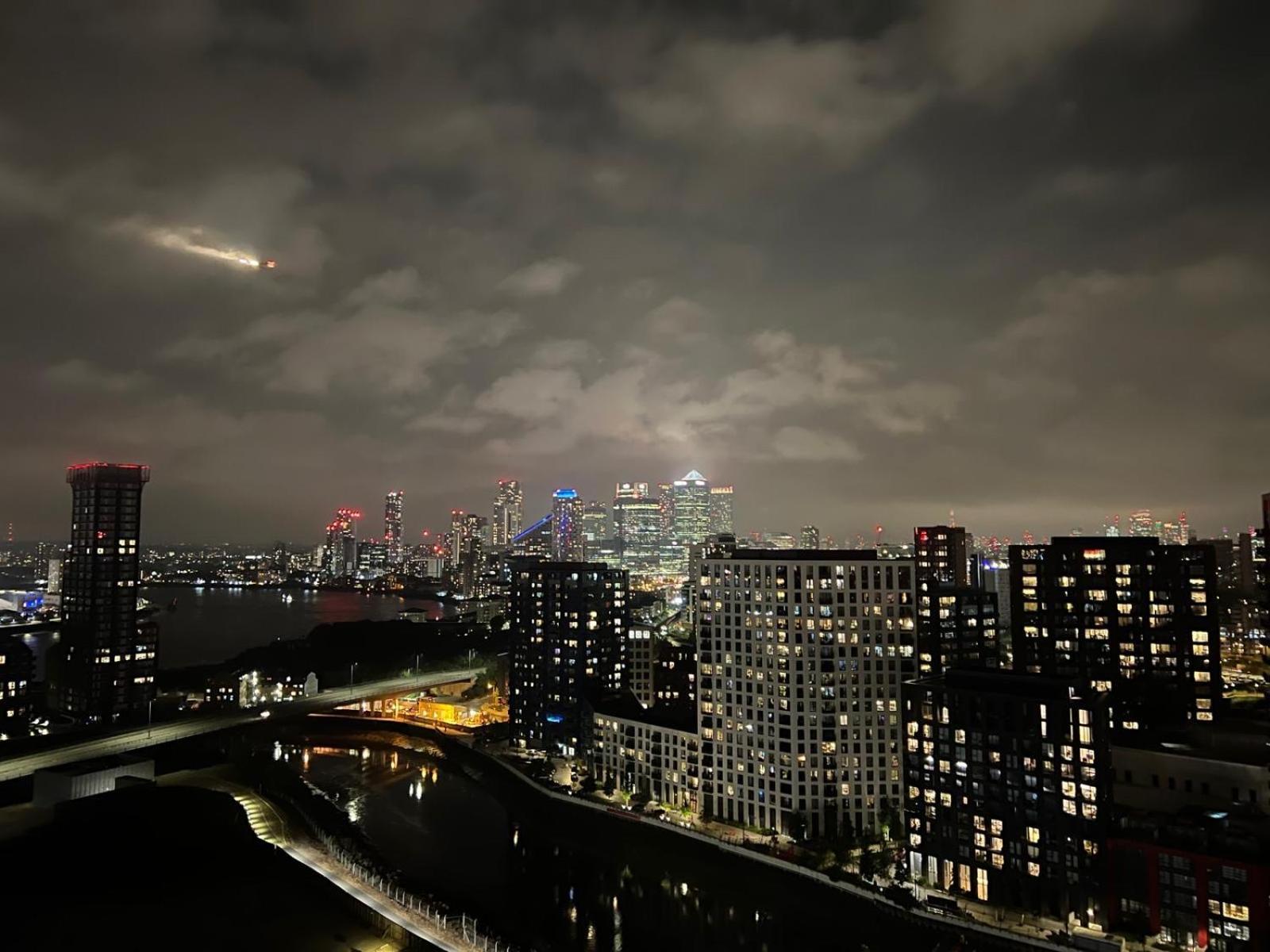 Ac Luxe Penthouse With Free Parking * London